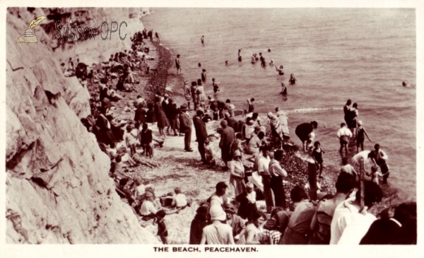 Image of Peacehaven - Crowd on the Beach