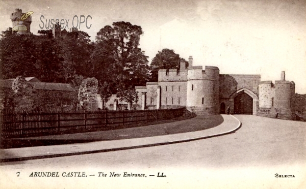 Image of Arundel - The Castle, New Entrace