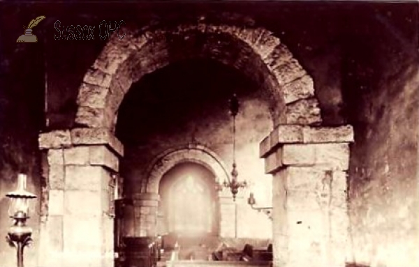 Worth - St Nicholas Church (interior - arches)